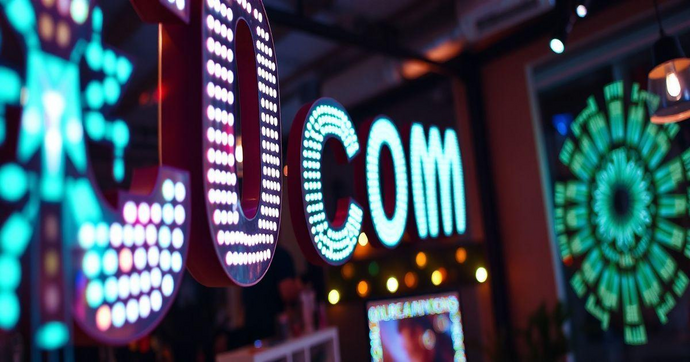 Letreiro de LED Personalizado: 7 Ideias Criativas para Você