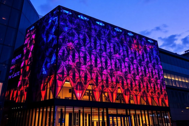 Fachada em ACM com LED: Ideias Incríveis para Iluminar Seu Negócio